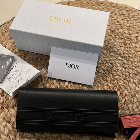 DIOR WILDIOR SUNGLASSES - Picture 4 of 8